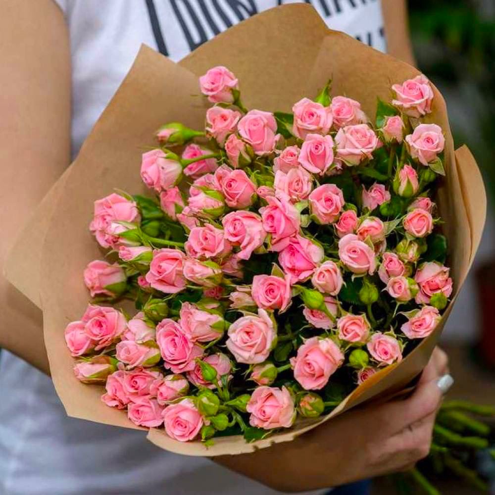 karışık krizantem buketi   25 piece kustova roses bouqet 